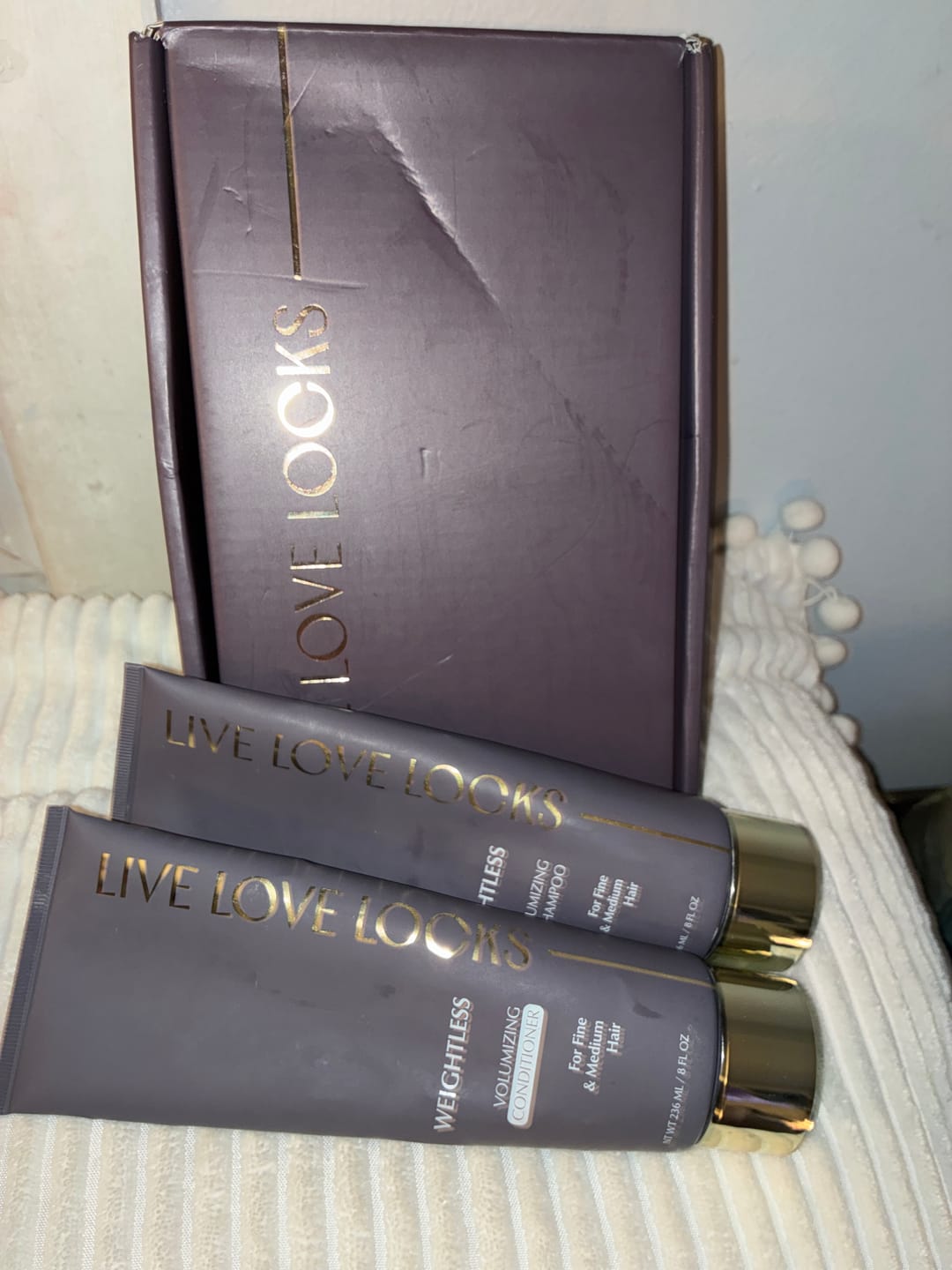 Customer photo review of Weightless Shampoo Refill