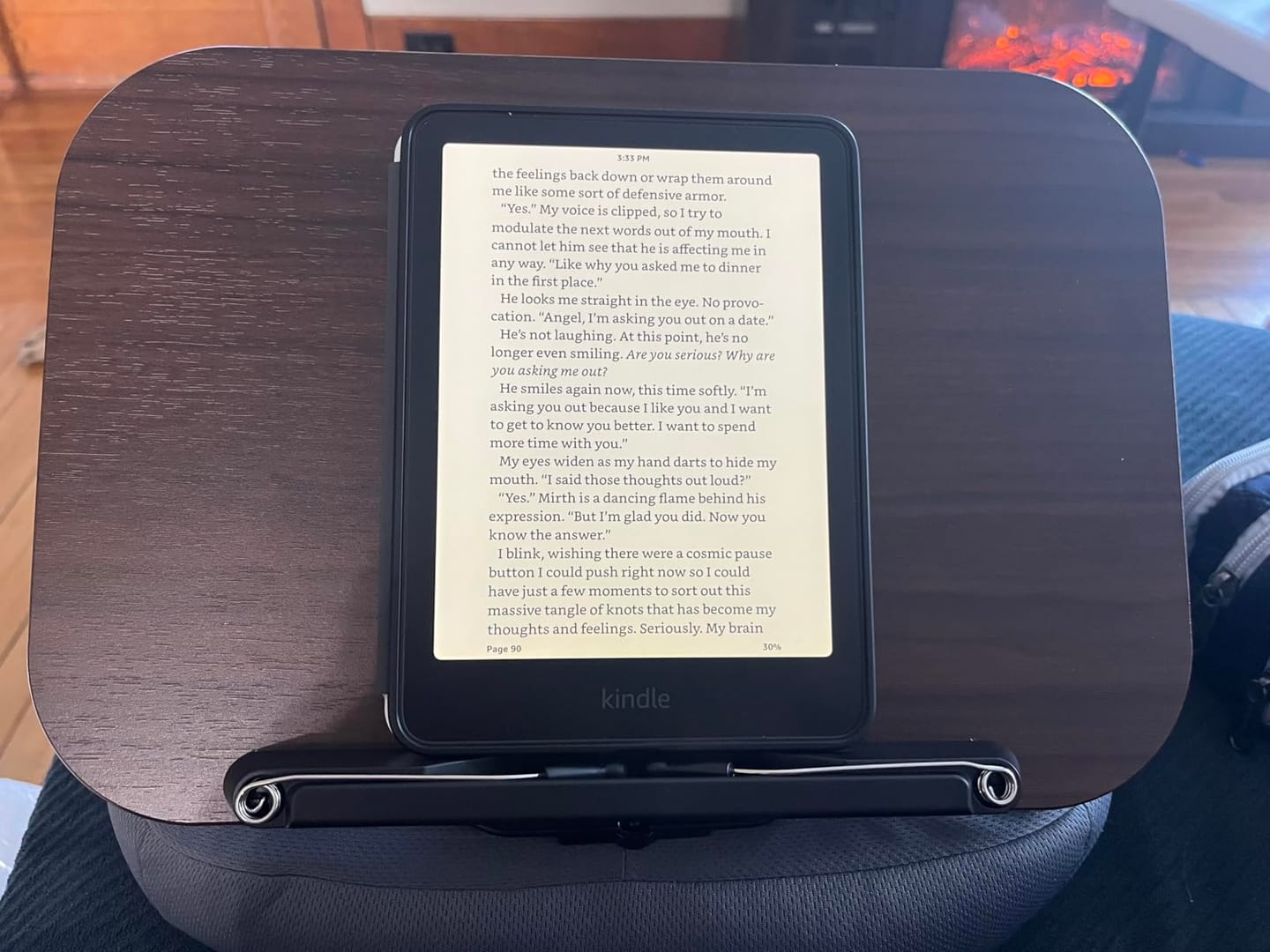 Customer photo review of Adjustable Pillow Stand with Storage
