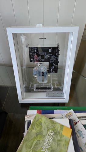 Customer photo review of M1 Music Frame CD Player