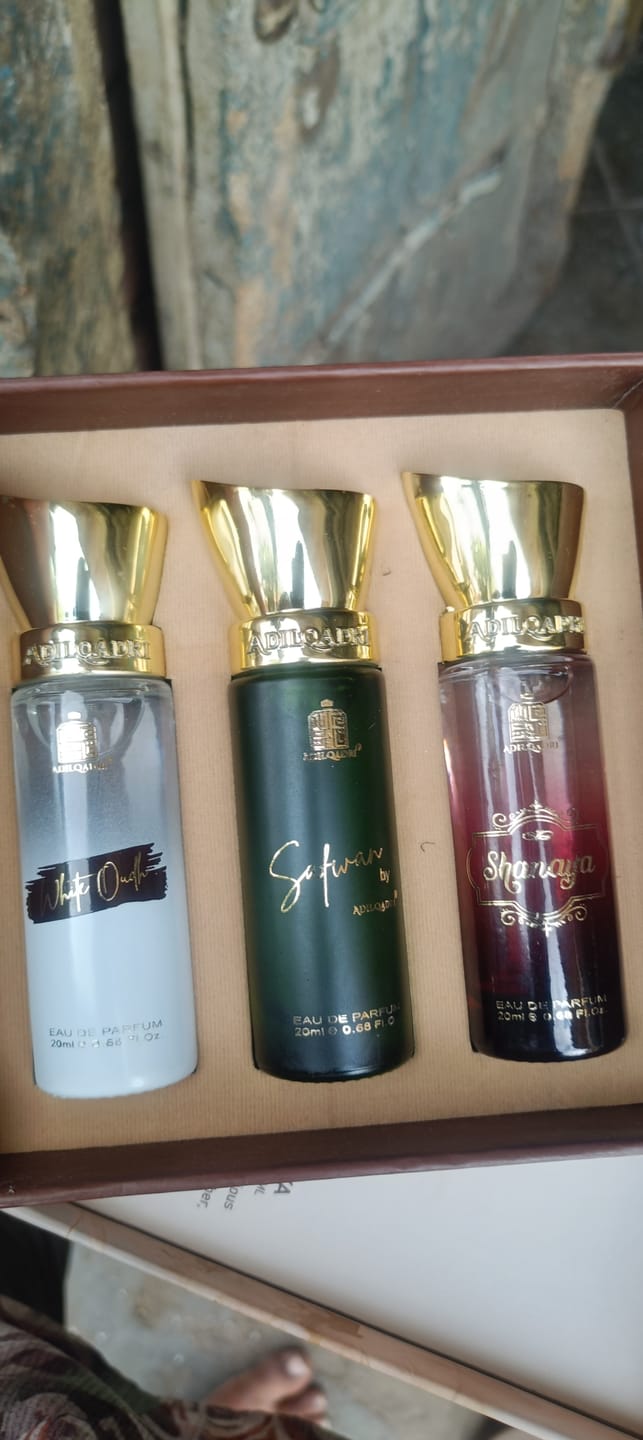 Customer photo review of Captivating Trio 3 Pcs Set Of Premium Perfume Spray