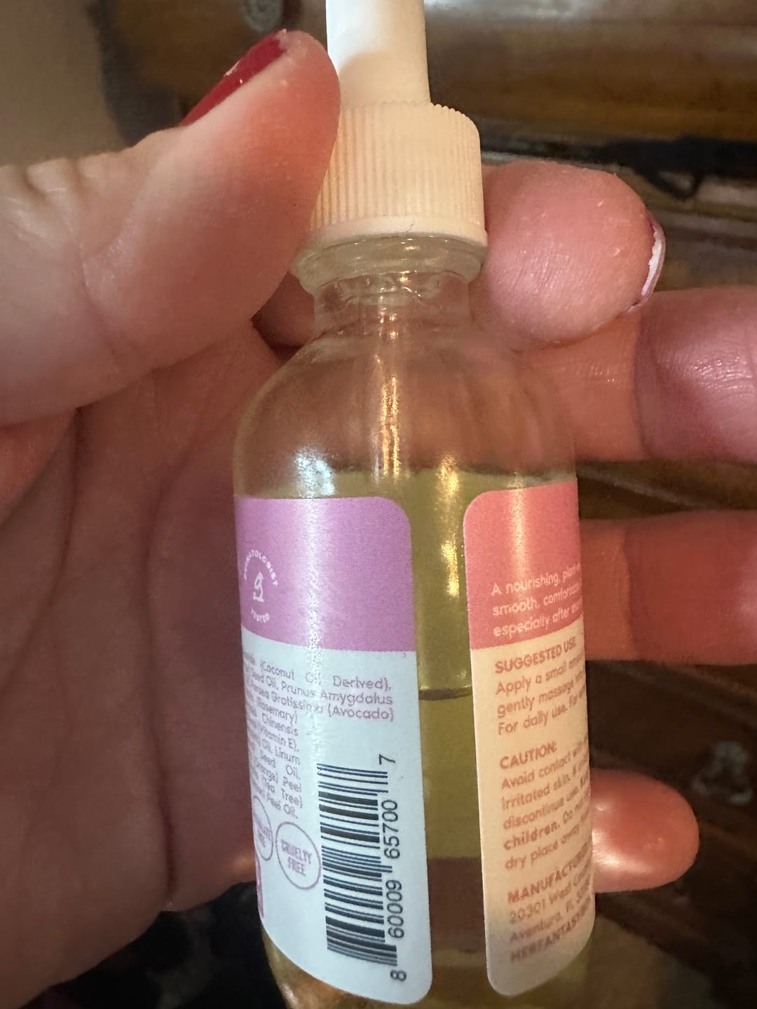 Customer photo review of Her Fantasy Box Renew Her Yoni Oil - For Dryness, Ingrown Hair, Dark Marks & Scars