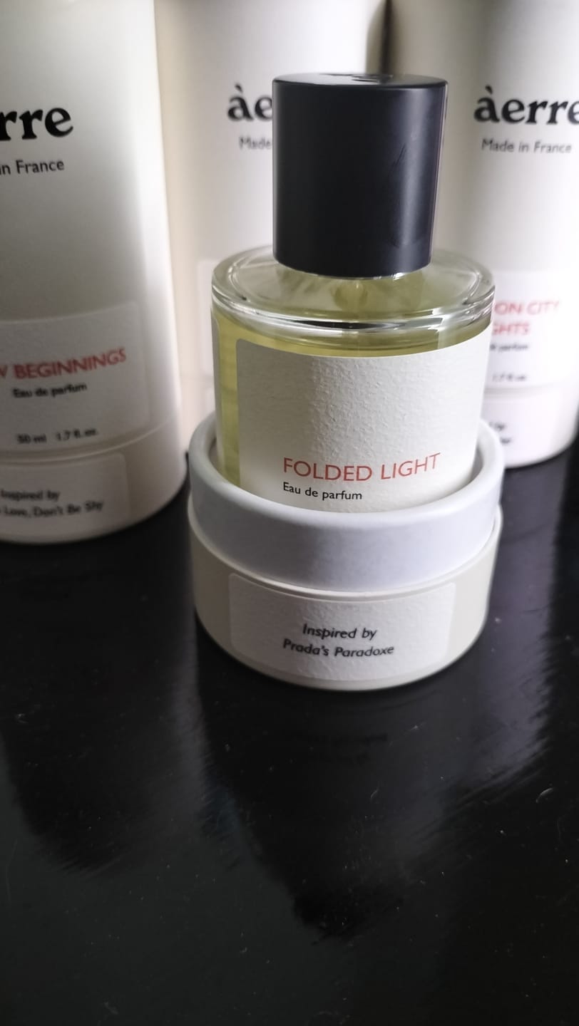 Customer photo review of Folded Light