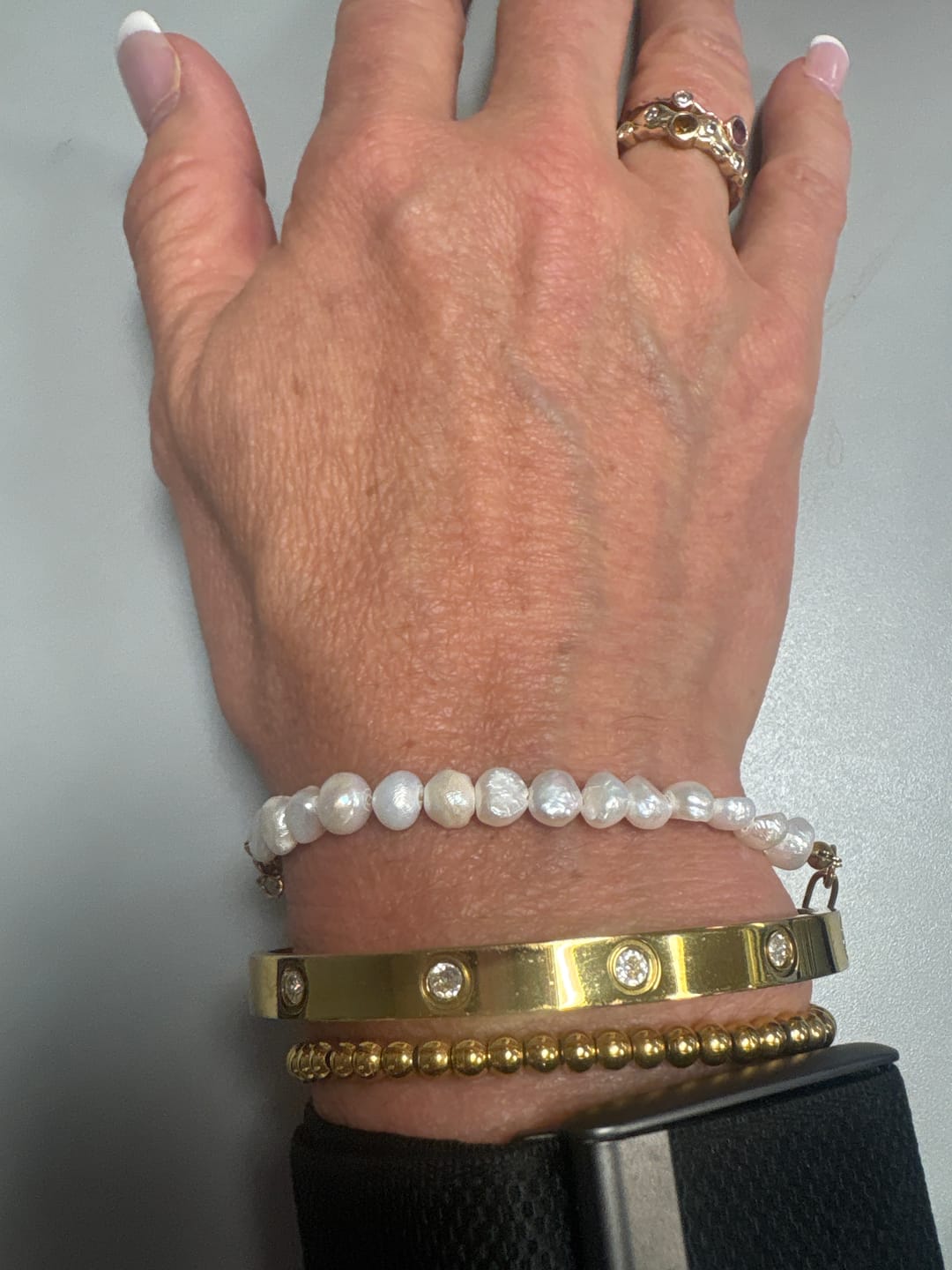 Customer photo review of Rhoni® 14K Gold Paper Clip Pearl Bracelet (Bundle)