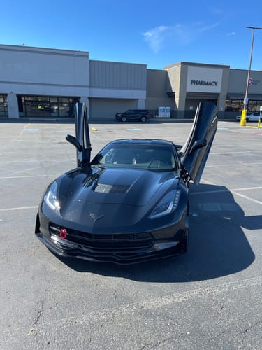 Customer photo review of Corvette C7 Stage 2 / Stage 3 Front Splitter & Side Skirts
