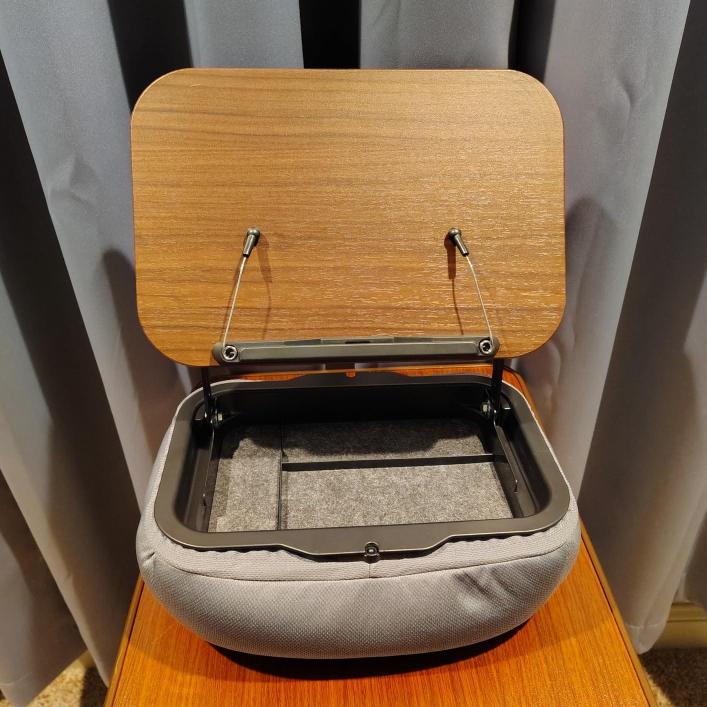Customer photo review of Adjustable Pillow Stand with Storage