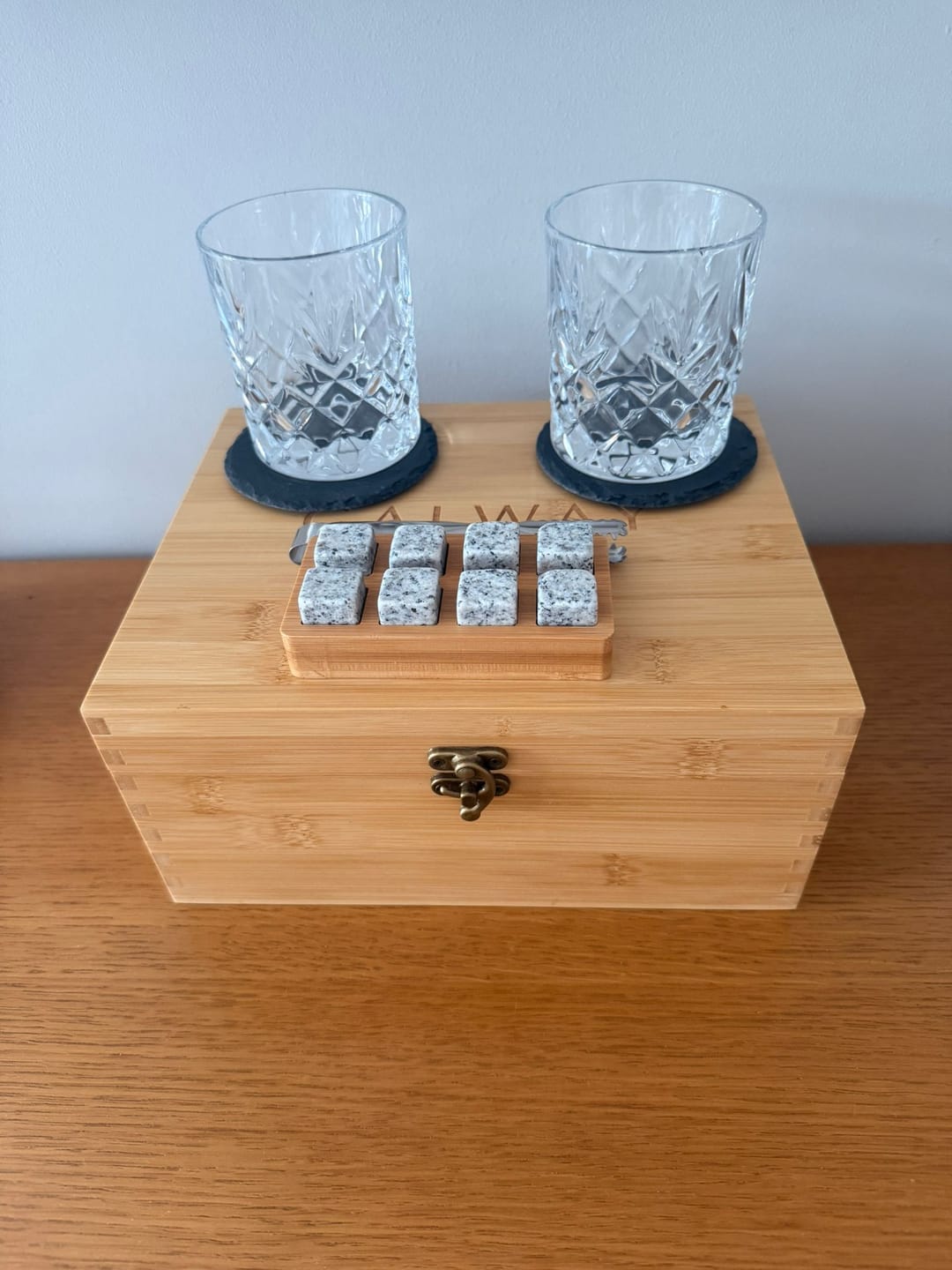 Customer photo review of Galway Crystal Renmore Bamboo Whiskey Set