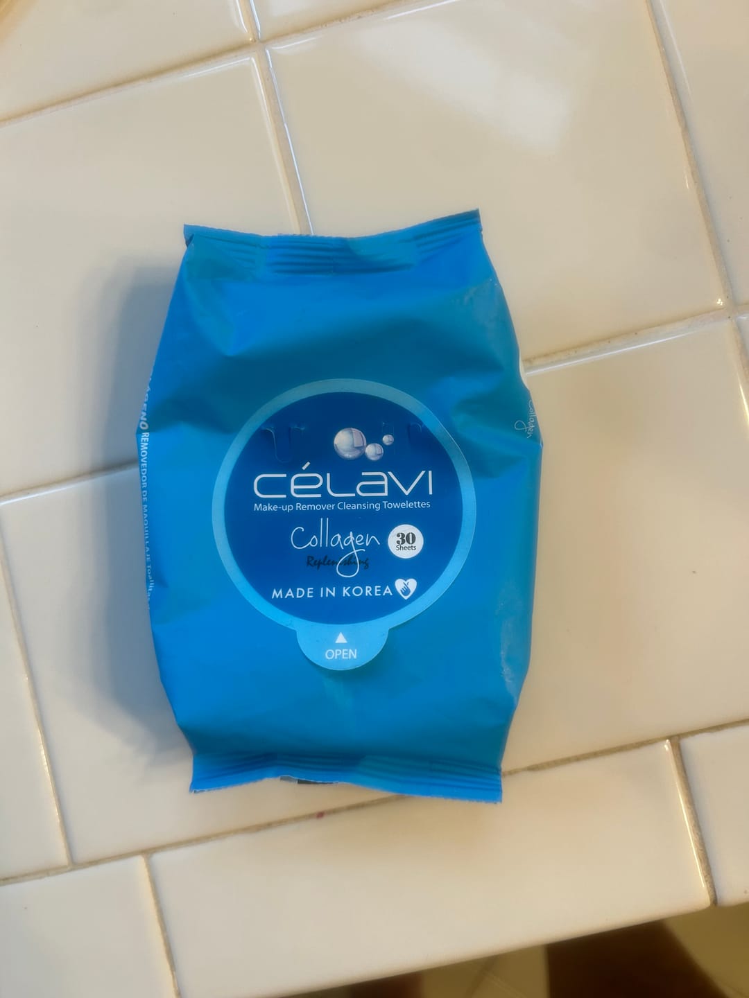 Customer photo review of K Beauty 30 Pack Wipes - Over 20 Assorted Essences