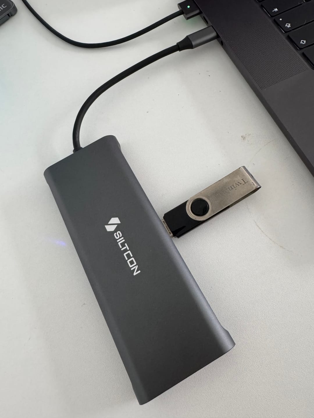 Customer photo review of Siltcon® 14-in-1 USB-C Hub