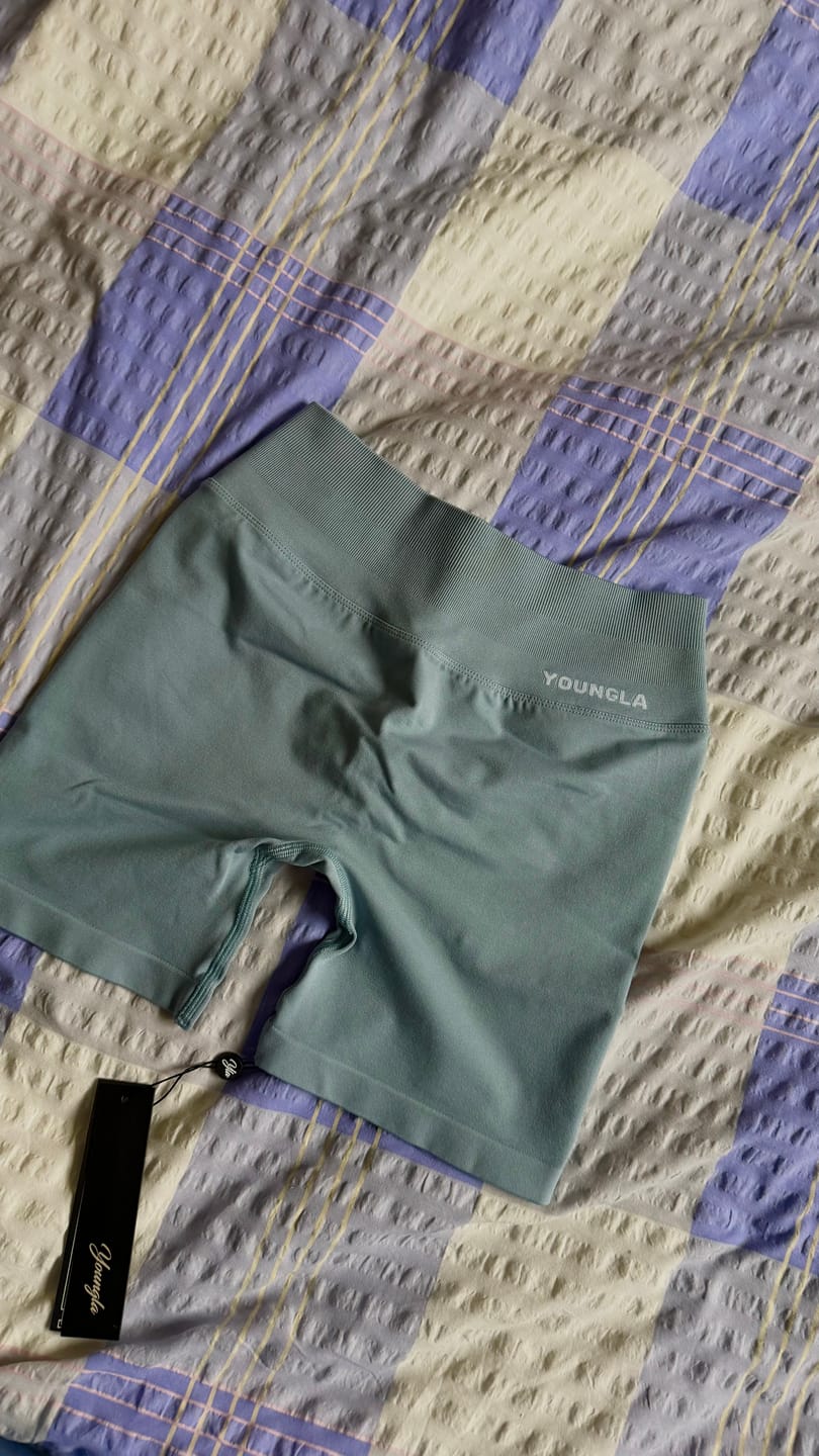 Customer photo review of W1156 - Kove Seamless Shorts