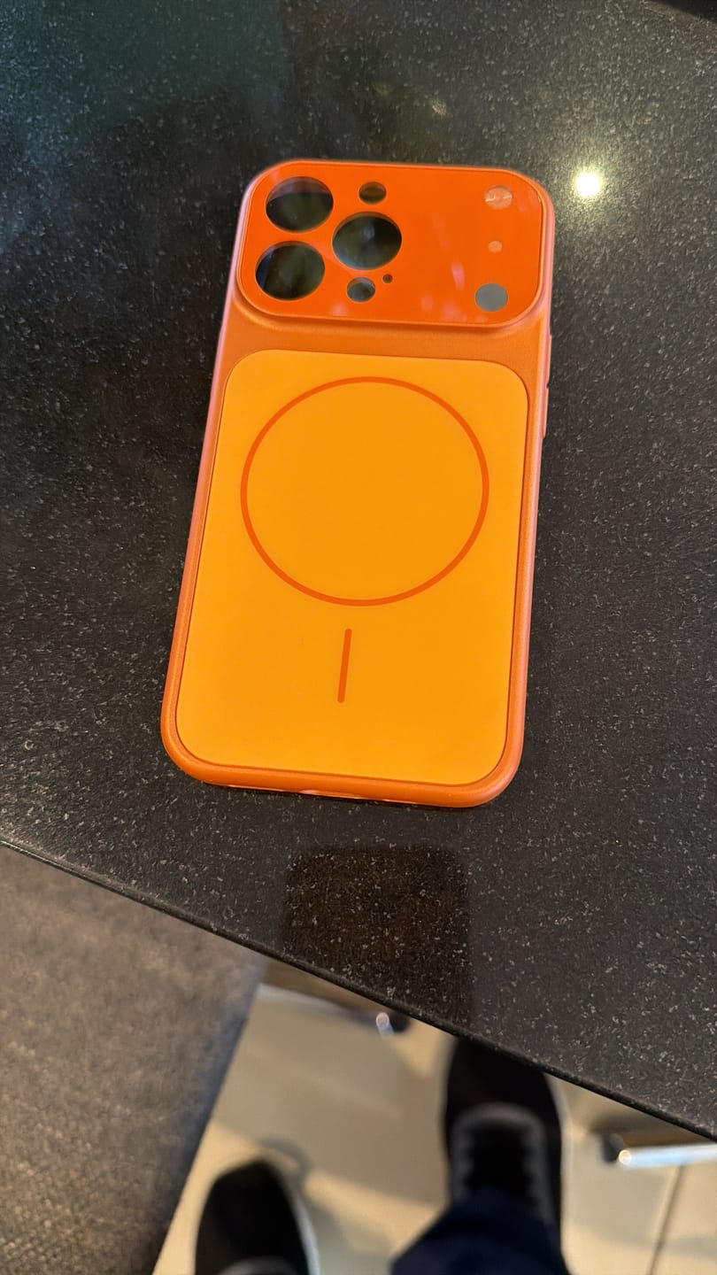 Customer photo review of MagCase Slim