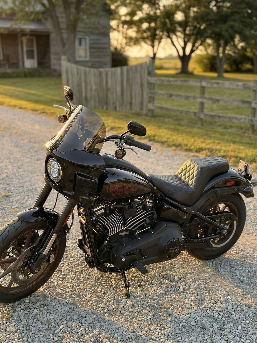 Customer photo review of Iron Born Diamond Stitch 2-Up Seat for Harley Softail Low Rider S FXLRS