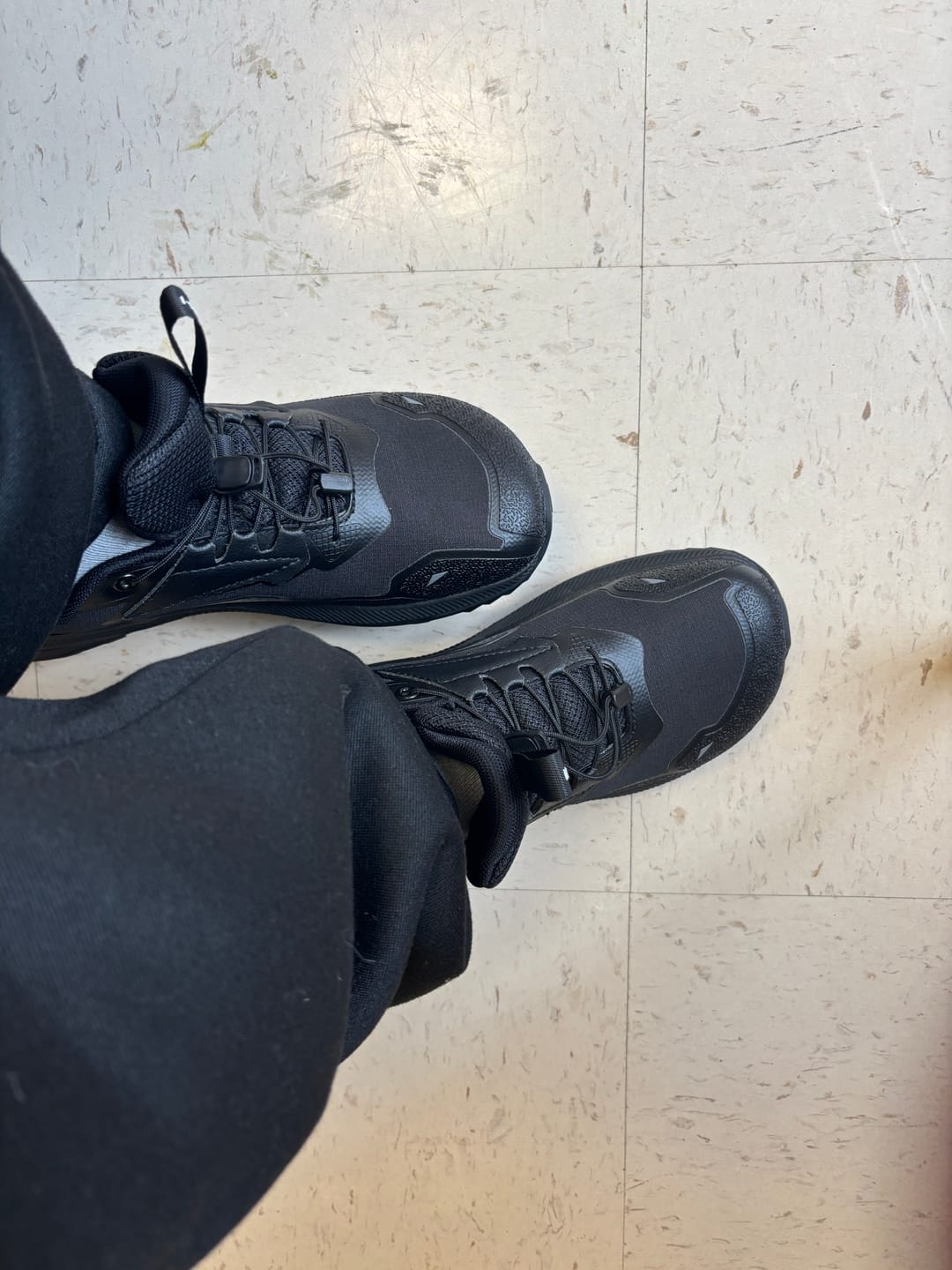Customer photo review of Stratus - Wide Toe Sneakers