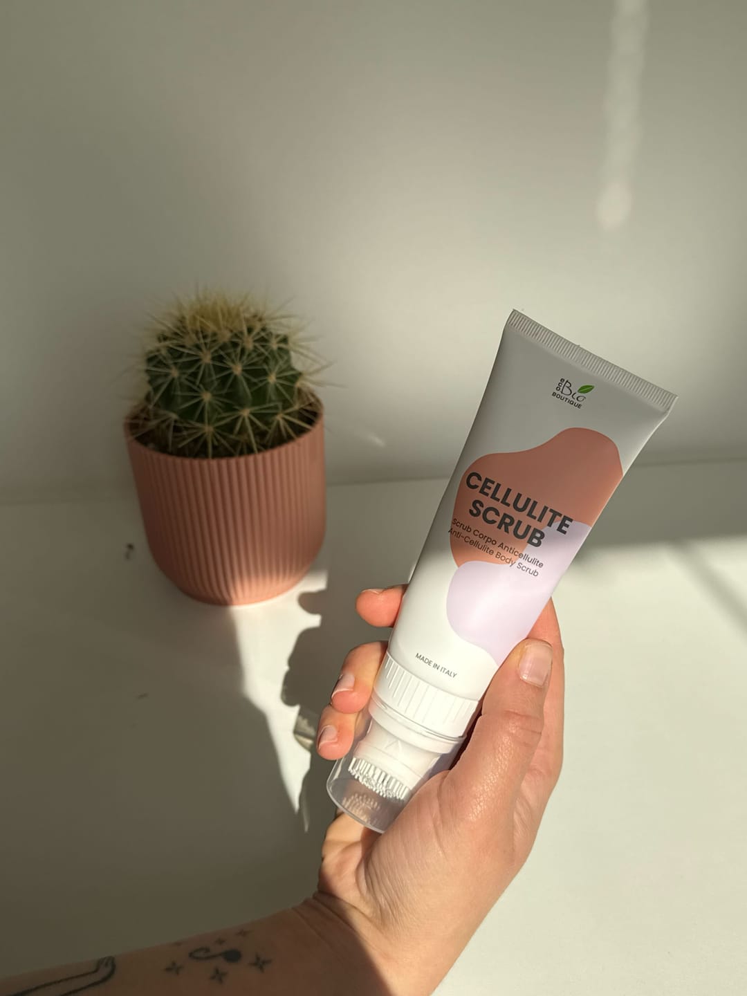 Customer photo review of Cellulite Scrub
