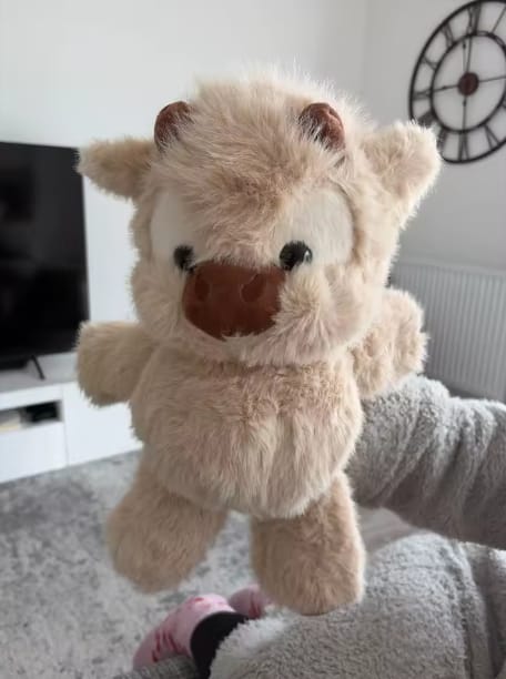 Customer photo review of MooMoo – La Vaquita Peluche que Corre