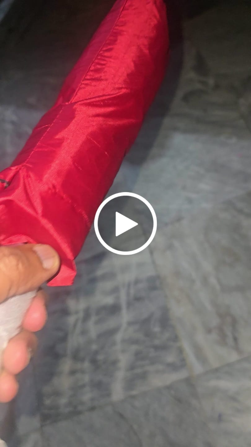 Customer video review of UV Protected Umbrella with Torch - Unbreakable | Windproof | Waterproof