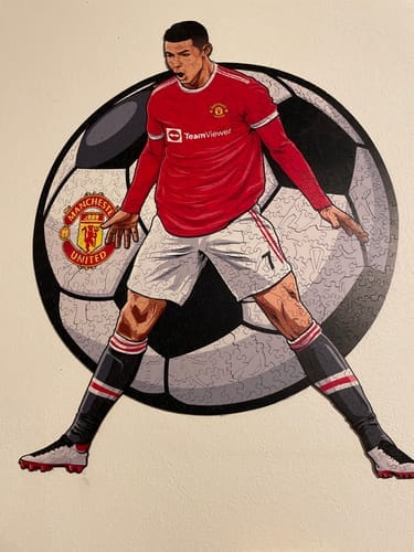 Customer photo review of Cristiano Ronaldo - Holzpuzzle