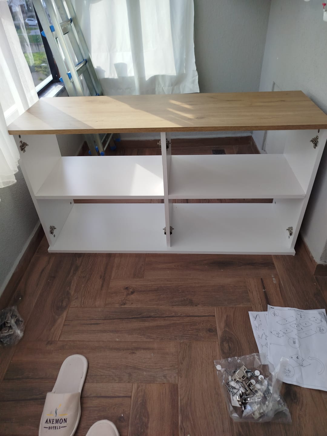 Customer photo review of Rani JE162 Kahve Köşesi Çok Amaçlı Dolap 4 Kapaklı Kiler Mutfak Dolabı Beyaz - Sepet Ceviz