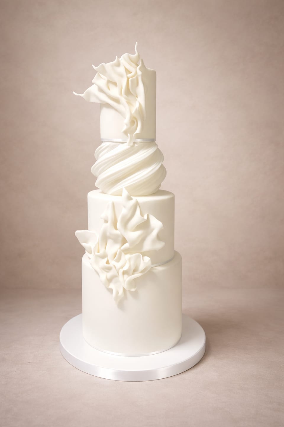 Customer photo review of Ayo Sculpted Cake Tier