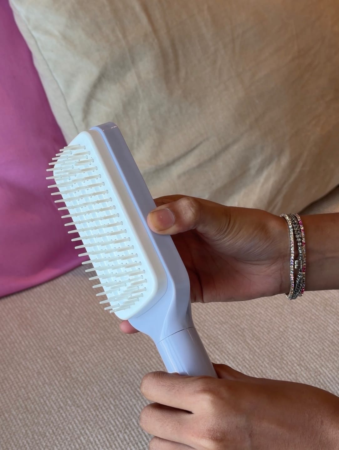 Customer photo review of Koko Self Cleaning Hair Brush