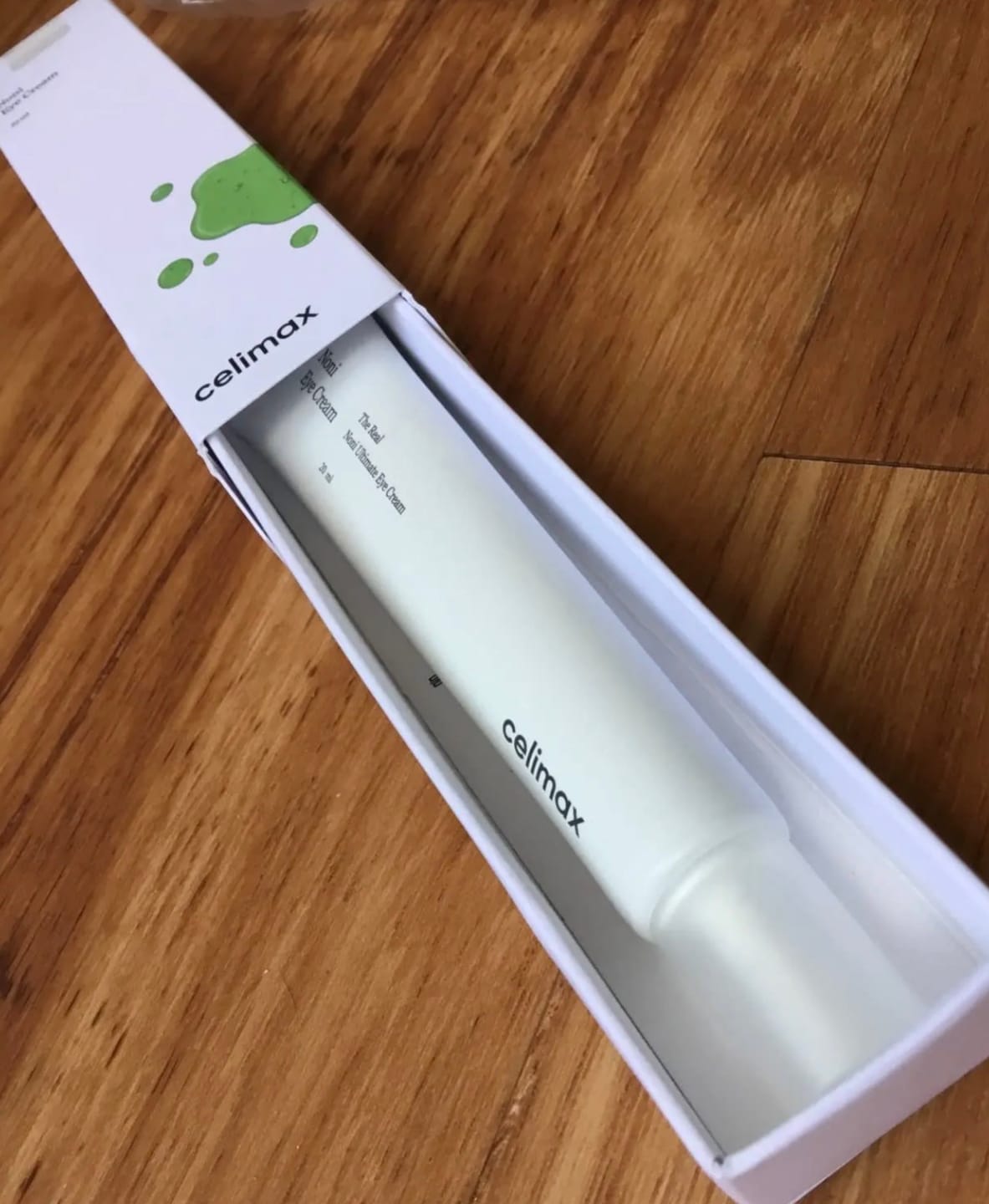 Customer photo review of Atjaunojošs krēms ādai ap acīm ar noni ogu ekstraktu un peptīdiem Celimax The Real Noni Ultimate Eye Cream