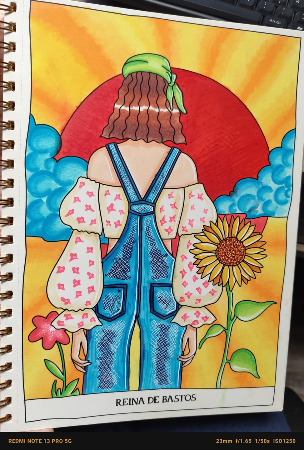 Customer photo review of TAROT PARA COLOREAR: Tomo II - Arcanos menores