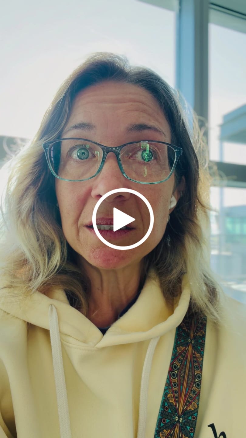 Customer video review of The Original 'Dear Person Behind Me' Hoodie