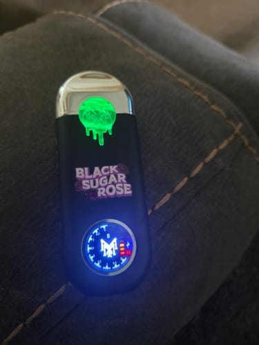 Customer photo review of MUHA Meds - 3.5g Live Resin Vape