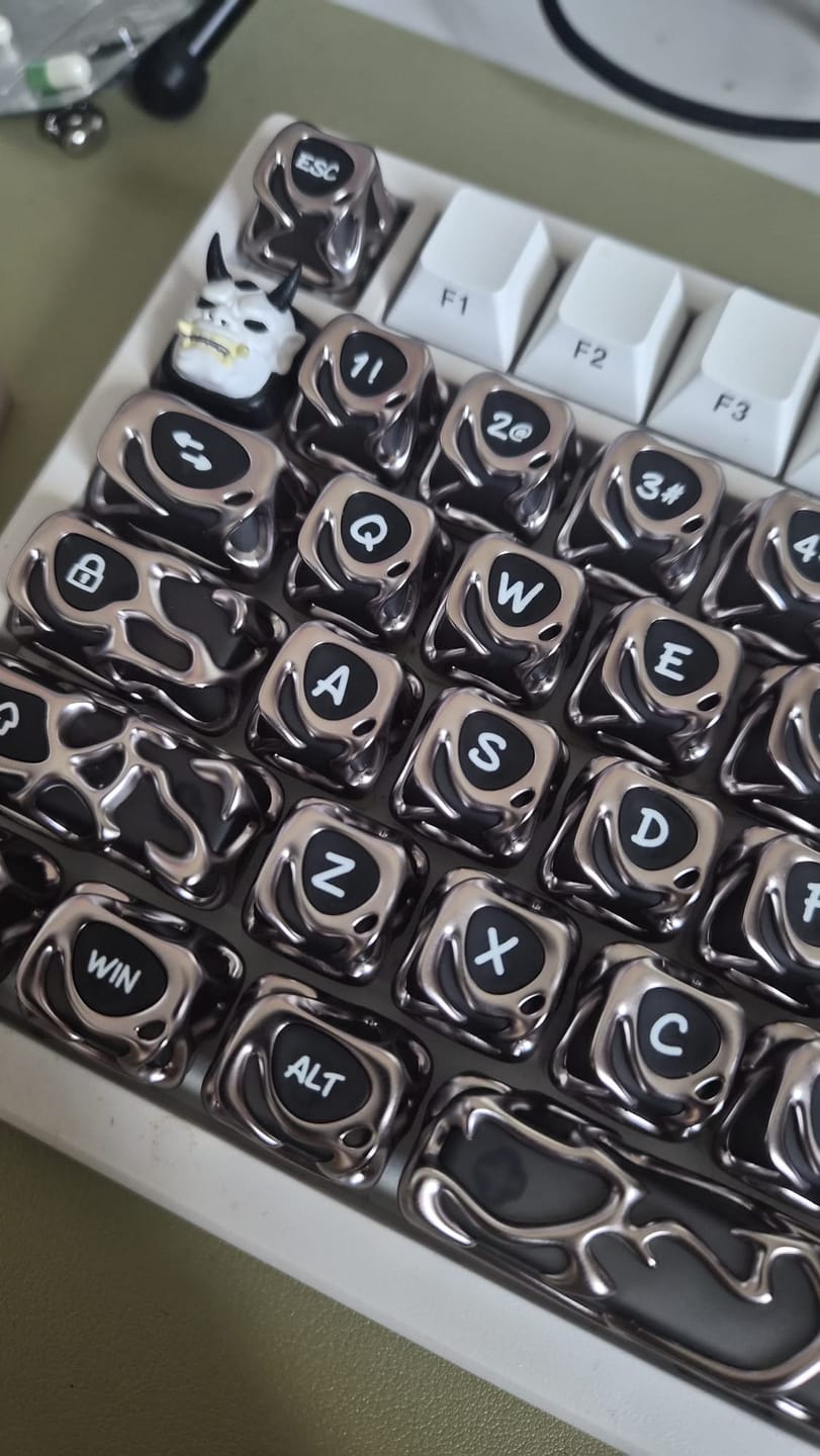 Customer photo review of XVX Venom Tuş Takımı
