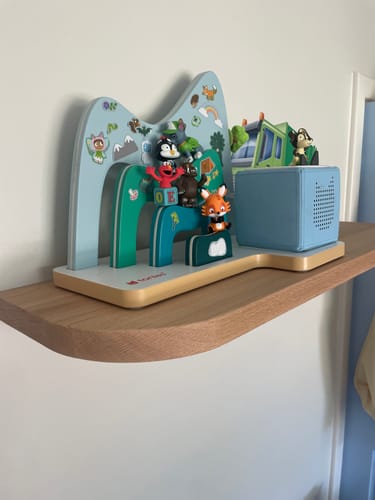 Customer photo review of Curved Floating Shelf