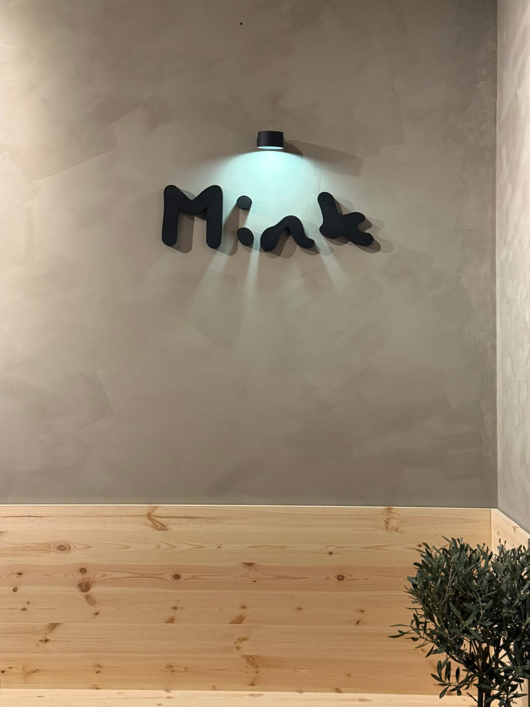 Customer photo review of ENDLESS Wandlamp