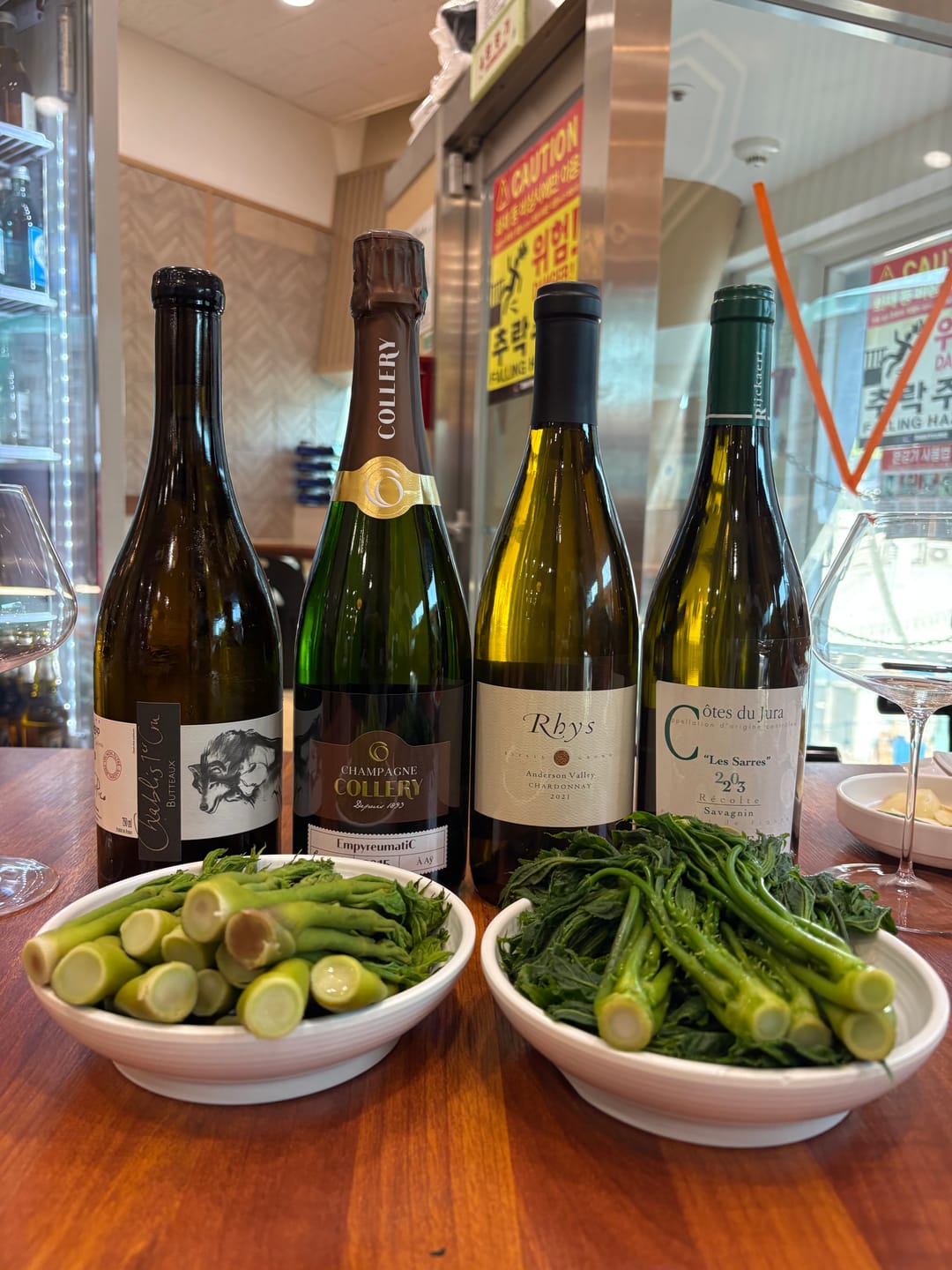 Customer photo review of Domaine Rijckaert Cotes du Jura Les Sarres Savagnin 2023