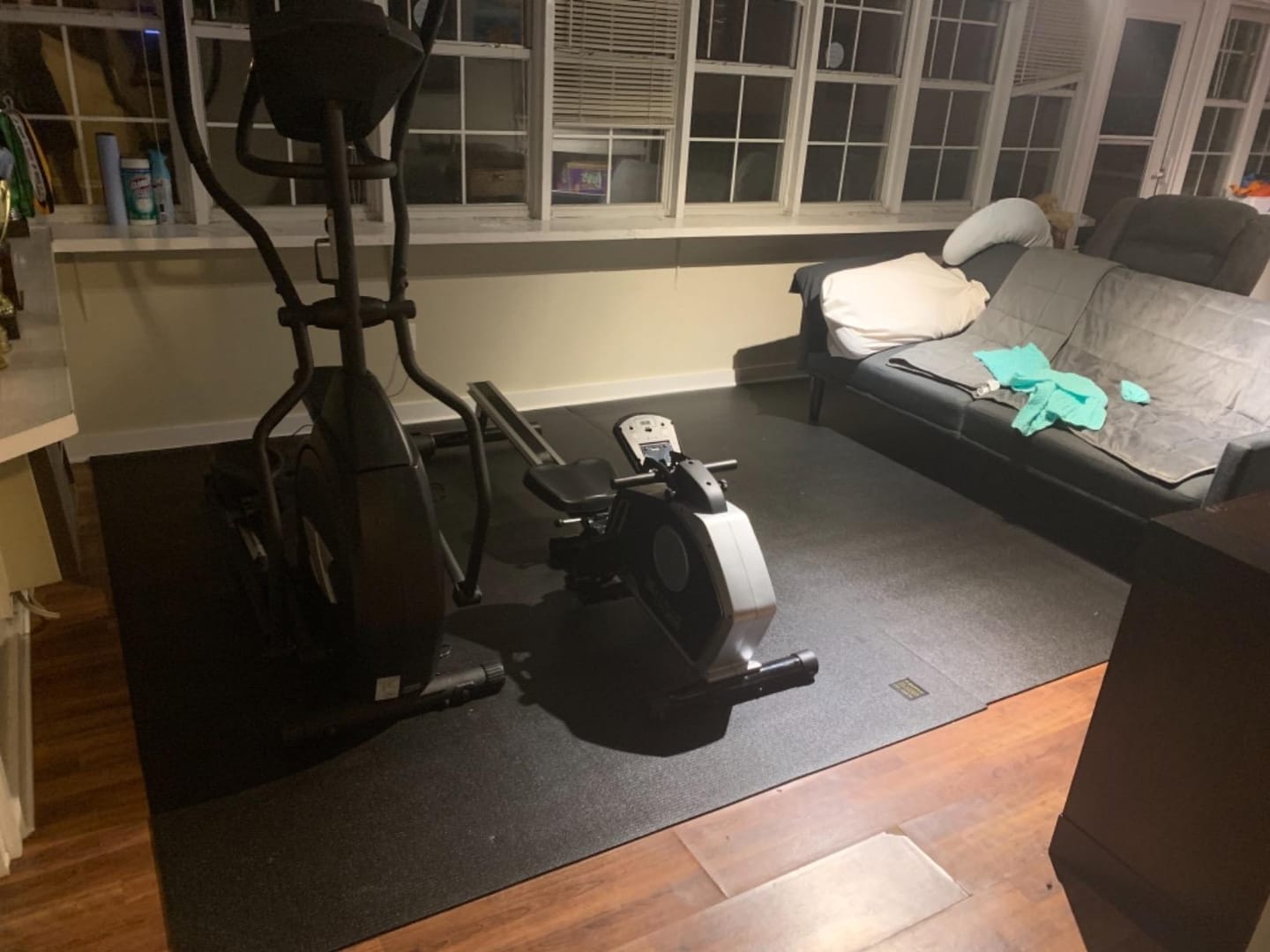 Customer photo review of GXMMAT Large Exercise Mat 6'x8'