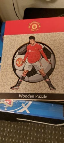 Customer photo review of Cristiano Ronaldo - Holzpuzzle