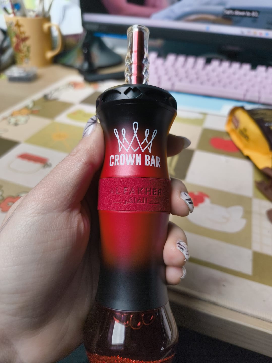 Customer photo review of Al Fakher Crown Bar – E-Hose X 60K – 0.6% Nicotine – Disposable Vape / Hookah