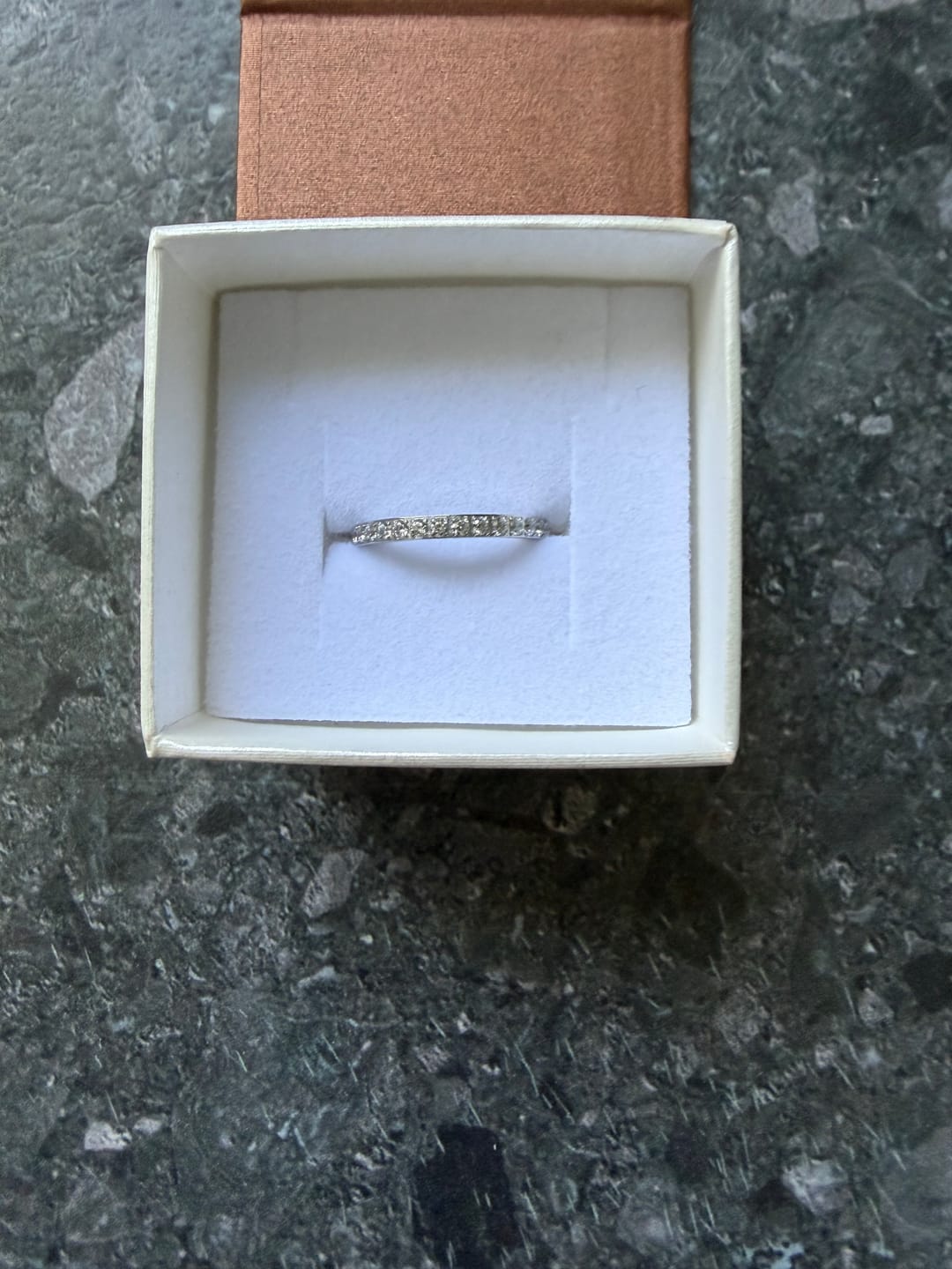 Customer photo review of White Gold 2mm Full Glitz Ring