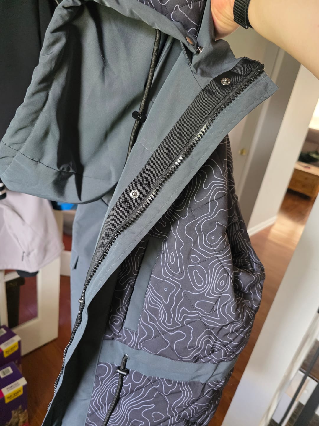Customer photo review of Parka "Slate" – RSVLTS Reserve