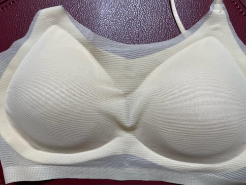 Customer photo review of Ultra-thin Seamless Ice Silk Comfortable Bra