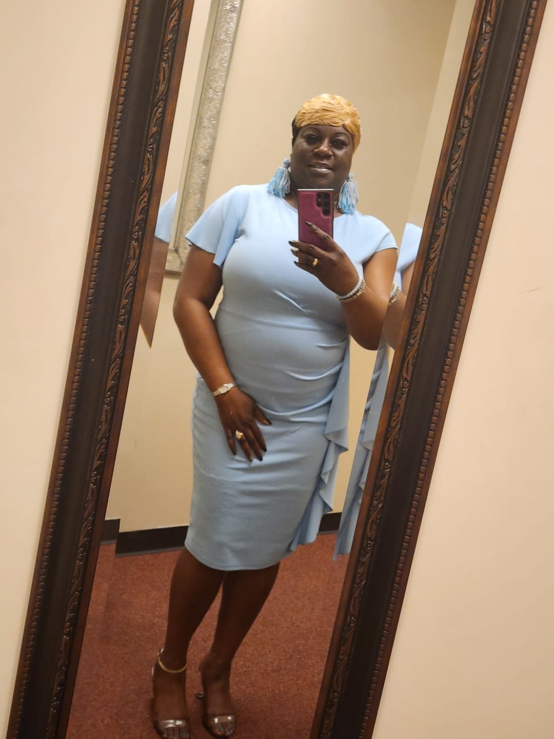 Customer photo review of Outre Duby Human Hair Full Wig - PIXIE