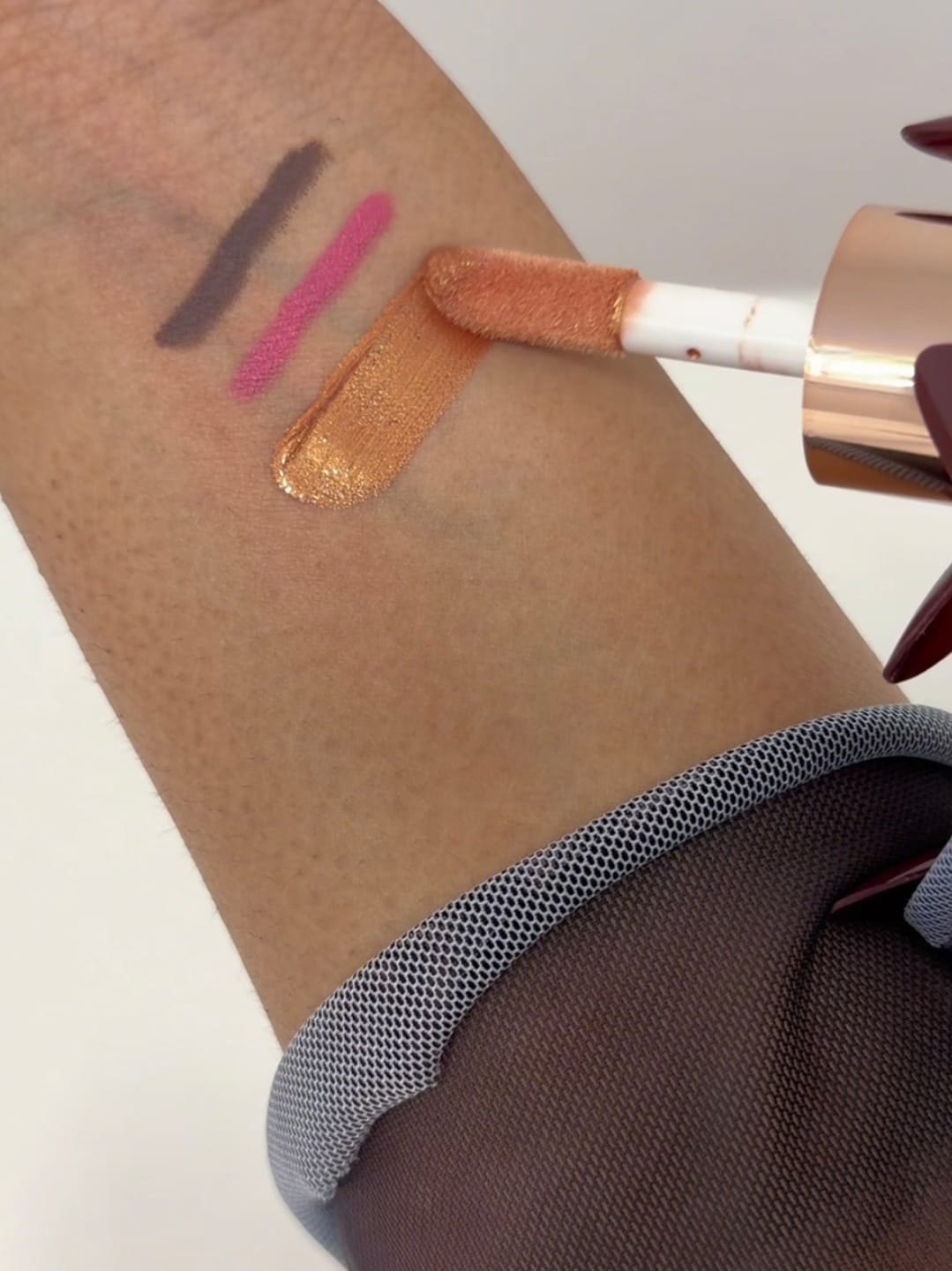 Customer photo review of Soft Silhouette Lip Liner