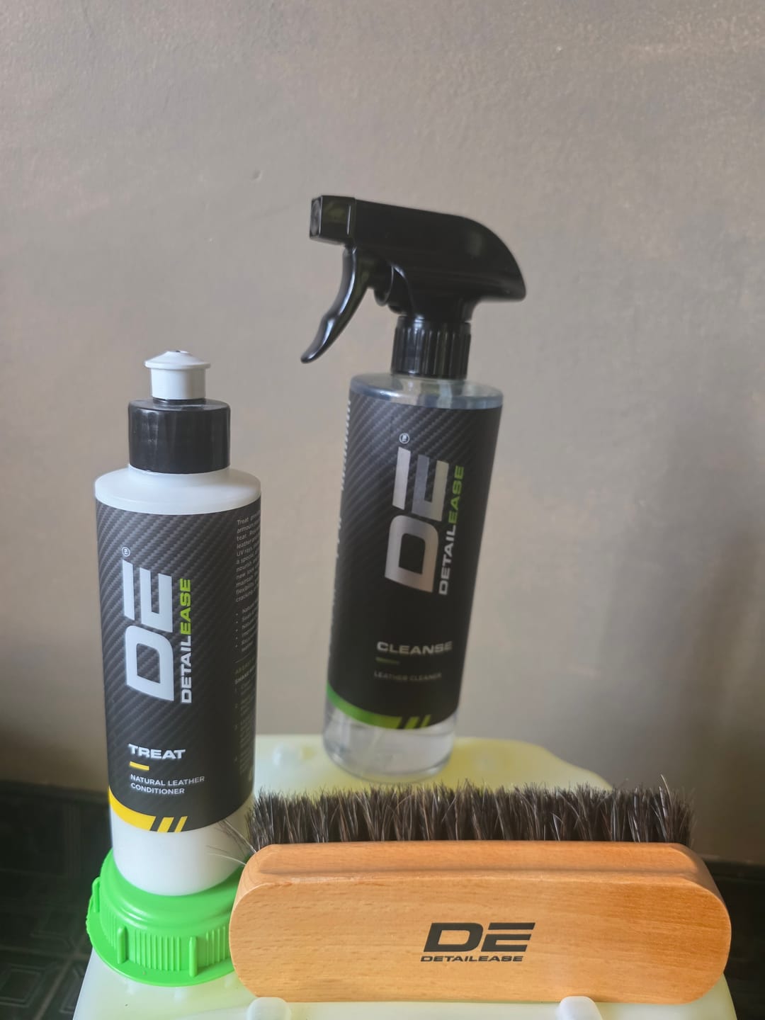 Customer photo review of Leather - Clean and Condition Pack