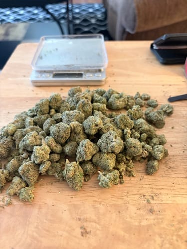 Customer photo review of Maui Wowie - Bulk - Sativa