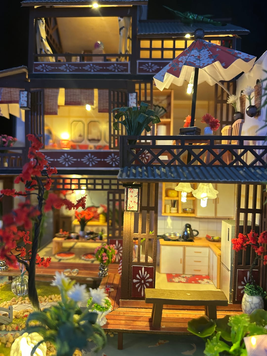 Customer photo review of Spring Courtyard DIY Miniature Dollhouse Kit