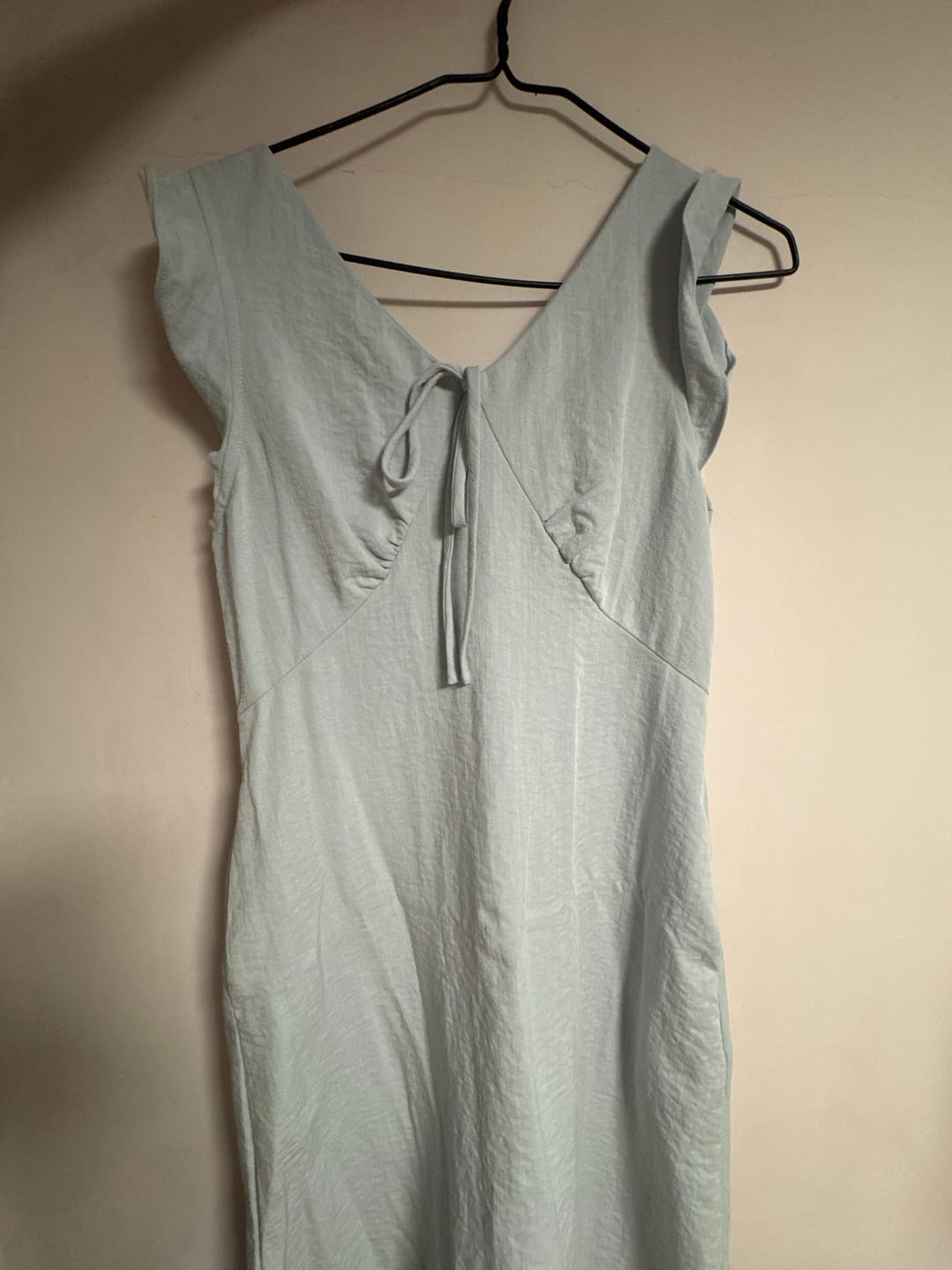 Customer photo review of Ruffled Tie-Front Midi Dress