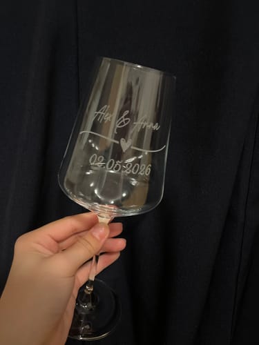 Kundenbewertung mit Foto zu Leonardo Gläser mit Gravur im "Wedding Love" Design als Set