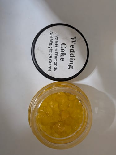 Customer photo review of Wedding Cake | Live Resin Diamonds