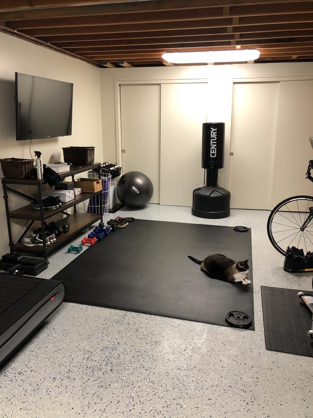 Customer photo review of GXMMAT Large Exercise Mat 6'x6'