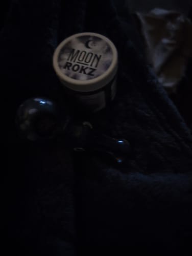 Customer photo review of Moonrocks 28 Grams