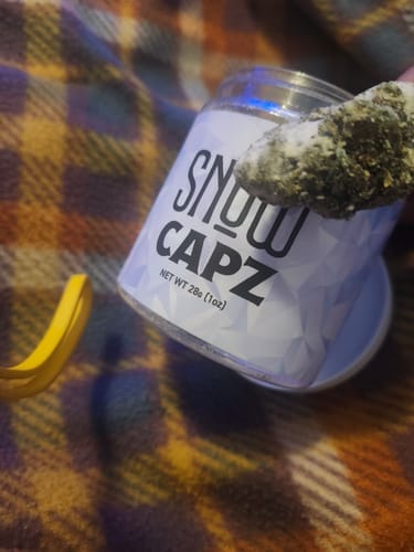 Customer photo review of Snow Capz 28 Grams