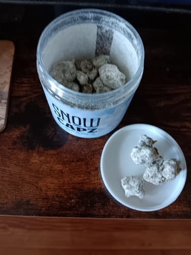 Customer photo review of Snow Capz 28 Grams