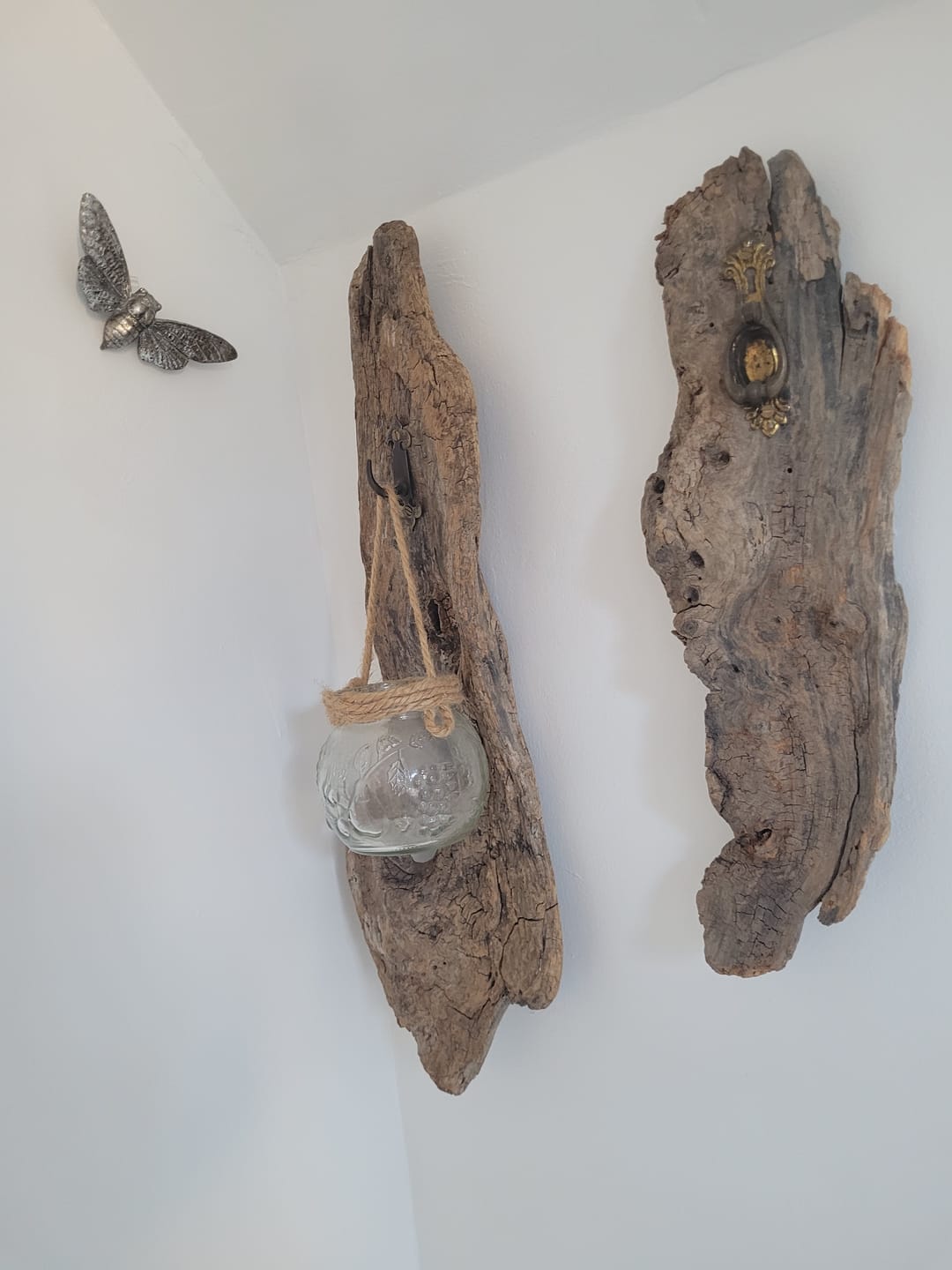 Customer photo review of Silver Effect Wall Mounted Bee